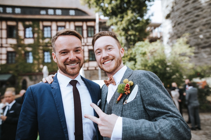 Fotografie Gunzenhausen, Ansbach, Hochzeitsfotografie, Paarshooting, Hochzeit Burg Colmberg, International Wedding, Wedding Frankonia, Fotografie Ansbach, Nürnberg